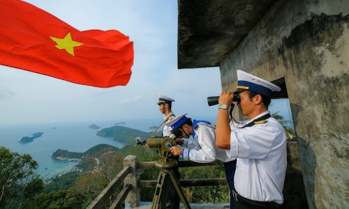 Nâng cao chất lượng công tác thông tin đối ngoại trên báo điện tử trong điều kiện cách mạng công nghiệp 4.0