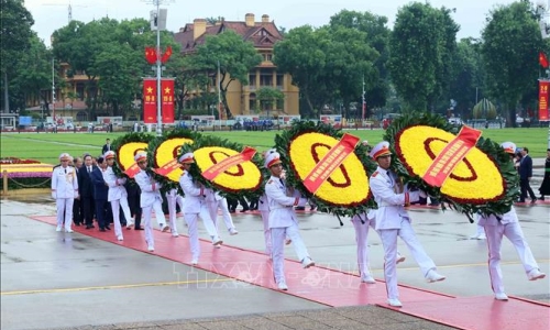 Lãnh đạo Đảng, Nhà nước vào Lăng viếng Chủ tịch Hồ Chí Minh