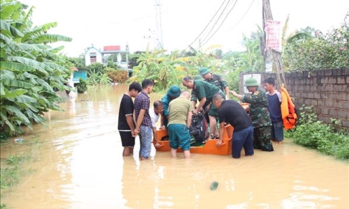 Phó Thủ tướng Bùi Thanh Sơn thị sát tình hình khắc phục hậu quả bão số 3 tại Lạng Sơn