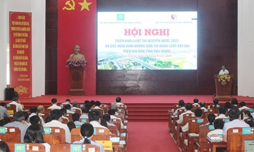 Hậu Giang triển khai Luật Tài nguyên nước và các nghị định hướng dẫn thi hành Luật Đất đai