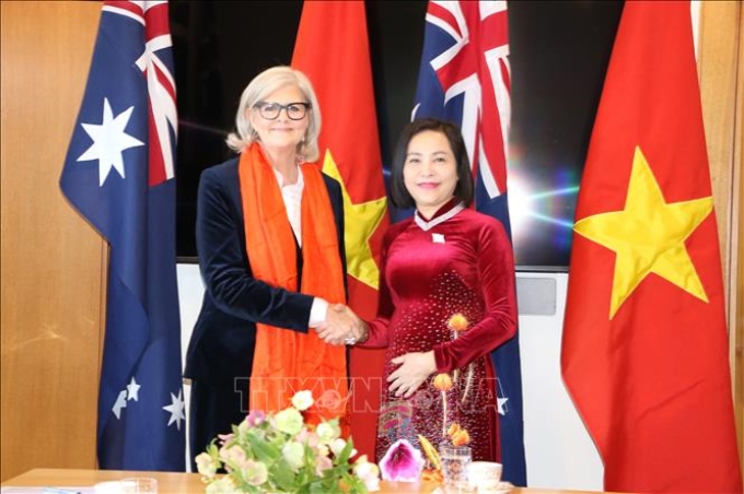 Phó Chủ tịch Quốc hội Nguyễn Thị Thanh và Toàn quyền Australia Sam Mostyn tại buổi chào xã giao. (Ảnh:  TTXVN)