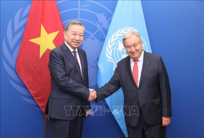 Tổng Bí thư, Chủ tịch nước Tô Lâm gặp Tổng thư ký Liên hợp quốc Antonio Guterres. (Ảnh: TTXVN)