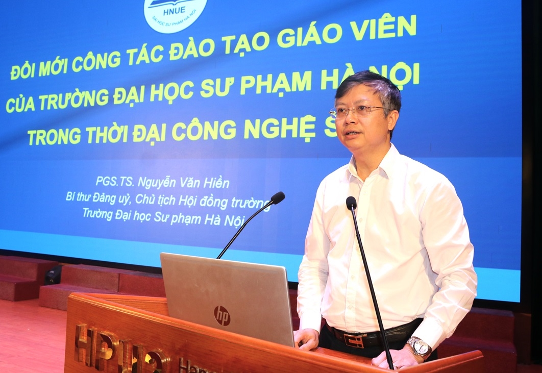 PGS. TS. Nguyễn Văn Hiền, Trường Đại học Sư phạm Hà Nội báo cáo tham luận 