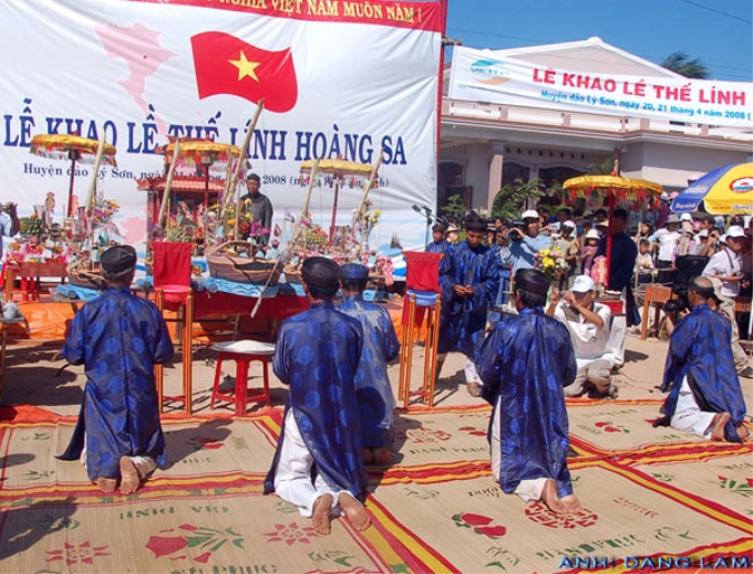 Lễ Khao lề thế lính Hoàng sa tại huyện Lý Sơn