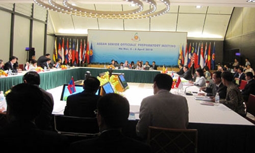 Các hội nghị trù bị của ASEAN 16