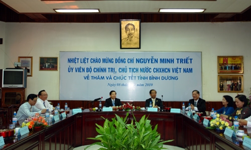 Lãnh đạo Đảng, Nhà nước thăm, chúc Tết các địa phương