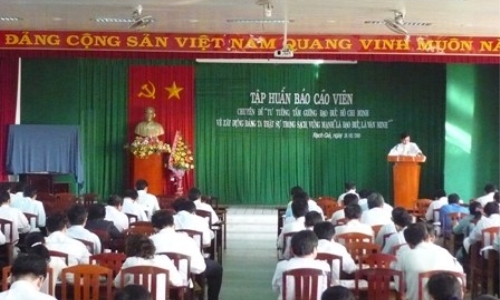 Tỉnh ủy Điện Biên: Học tập  chuyên đề Tư tưởng, tấm gương đạo đức Hồ Chí Minh về xây dựng Đảng ta thật sự trong sạch, vững mạnh “là đạo đức là văn minh”