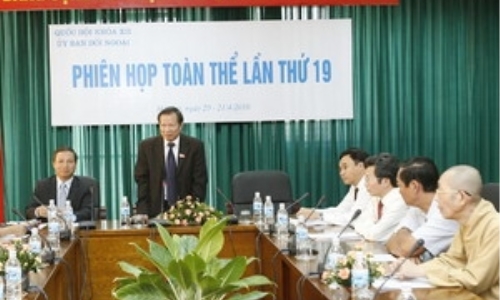 Ủy ban Đối ngoại của Quốc hội họp phiên toàn thể