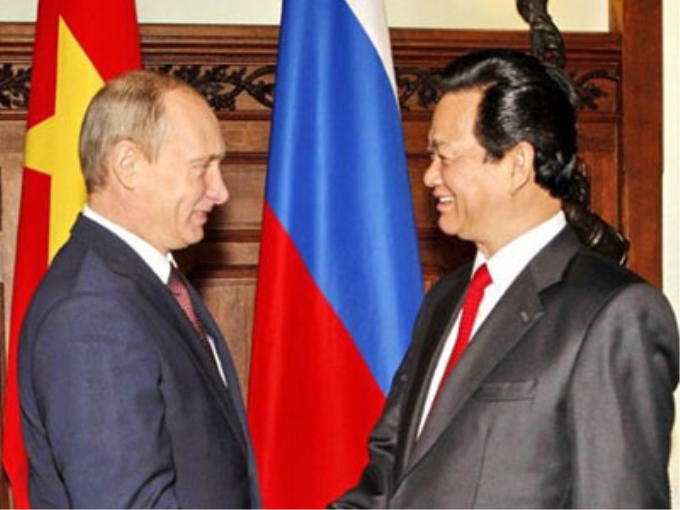 Tổng thống Putin gặp Thủ tướng Nguyễn Tấn Dũng trong chuyến thăm Việt Nam hồi 2006. (Ảnh: Báo Ảnh Việt Nam)