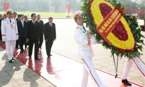 Lãnh đạo Đảng, Nhà nước viếng Chủ tịch Hồ Chí Minh