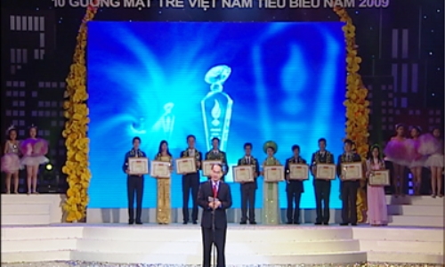 Tôn vinh 10 gương mặt trẻ tiêu biểu 2009