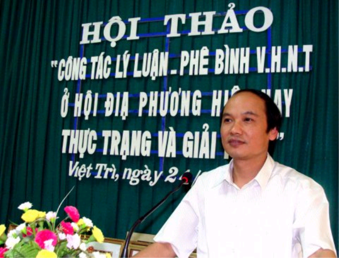 Trưởng Ban Tuyên giáo Tỉnh uỷ Phú Thọ Hà Kế San phát biểu tại Hội thảo Công tác lý luận phê VHNT ở địa phương.... Ảnh tư liệu